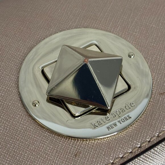 Kate Spade New York Gold Champagne Wallet Designer Accessory - Picture 2 of 8